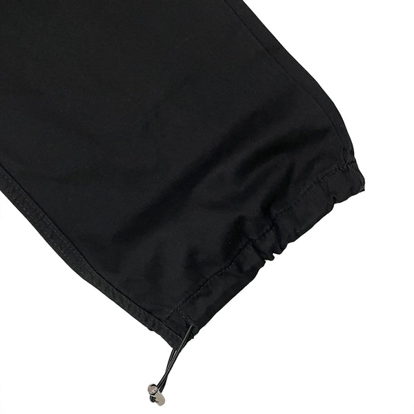 Γυναικείο υφασμάτινο παντελόνι cargo με ρυθμιζόμενο λάστιχο στη μέση και μπατζάκια μαύρο US-0028